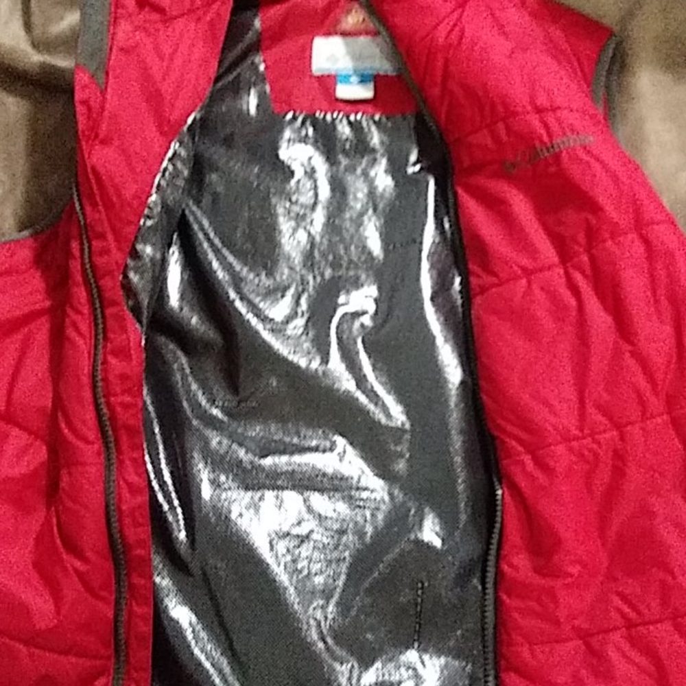 Men Vest - Picture 3 of 4